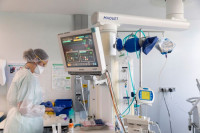 Pojedine bolnice u Srpskoj strepe od kolapsa zbog korone: “Kovid” odjeljenja puna, zaustavljen hladni program