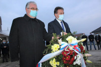 Ugljevik: Otkriven i osveštan spomenik u porti hrama u naselju Sjever