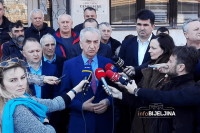 NEKAD NAJJAČI, DANAS NA KORAK OD RESPIRATORA Sve manje razloga za slavlje u SDS