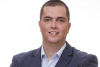 IZGUBIO NA IZBORIMA, POBIJEDIO U BORBI ZA ŽIVOT Mladi političar, koji je bio na respiratoru i u komi, savladao KORONU