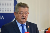 UKC RS o zdravstvenom stanju Mićića: Sve dalje prognoze krajnje neizvjesne