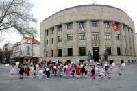 ONI ĆE PJEVATI ZA “MRVICE” Djeca učesnici večeri “S ljubavlju hrabrim srcima”, a evo ko je specijalni gost