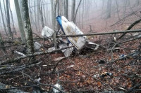 Prve fotografije palog aviona pokazuju SAV UŽAS NESREĆE na Kozari, poznat identitet nastradalih