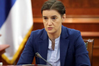 PRIJE NIKOLJDANA PREMIJERKA IMA VAŽNU PORUKU Brnabić: Ne možemo za slavu ulaziti ljudima u kuće