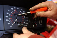 Ovo su automobili na kojima se najčešće skidaju kilometri