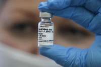„OVO JE VELIKI USPJEH“ Lončar poručuje da prve doze "Fajzerove" vakcine stižu u ponedjeljak ili utorak