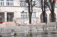 I NEBO JE PLAKALO ZA OSMORO MLADIH U Posušju radi samo cvjećara, grad obavijen tugom