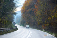 Klizavi kolovozi, u višim predjelima zasnježeni