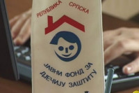 Sutra isplata dječijeg i materinskog dodatka i drugih prava na socijalna davanja