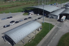 Obustavljen saobraćaj za teretna vozila na dvije granice između BiH i Hrvatske