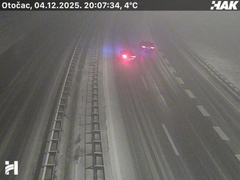 Zabrane na pojedinim dionicama zbog jakog vjetra i snijega