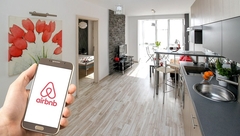 Španija naredila Airbnb-u da ukloni 65.000 oglasa: Kriza stanovanja sve dublja