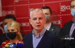 Lazić: Petrović da podnese ostavku