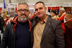 Bijeljinski odbornik Milenko Mitrović se slikao sa urednicima Informera pa poručio: “Oni su borci za istinu” (FOTO)