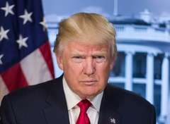 Tramp ratuje sa Rusijom preko Srbije