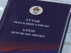 Sutra 29 godina od donošenja prvog Ustava Srpske