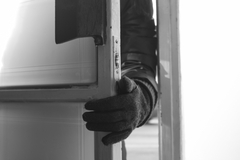 Bijeljinac iskoristio posjetu partrijarha Porfirija da pljačka