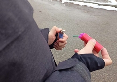 "Dijete je zbog igre ostalo invalid" Komšije vidjele kada je petarde dječaku OTKINULA 2 PRSTA