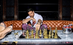 Italijanski glumac Michele Morrone u novoj HELL ENERGY reklami