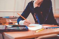 Uvođenje uniformi u osnovne škole: Smanjivanje nepravednih razlika među djecom i povećanje discipline