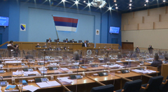 Usvojen budžet Republike Srpske i set zakona o povećanju plata
