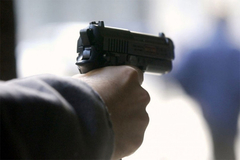 Trogodišnjak slučajno iz pištolja ubio majku