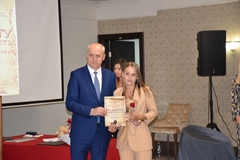 „Plaketa Univerziteta“ uručena i najboljem studentu Fakulteta poslovne ekonomije