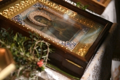 Kakva se čuda kriju iza ikone Majke Božje koju su juče vjernici satima čekali da vide