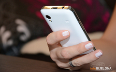 Slala sebi prijeteće poruke, pa optužila bivšeg muža