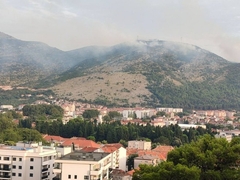 Trenutno nema aktivnih požara u Trebinju, ekipe i dalje prate situaciju