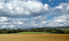 Sunčano i još toplije, popodne pljuskovi