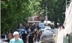TOPOLA ZAVIJENA U CRNO Selom odzvanjaju jecaji za porodicom Jokić