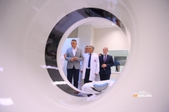 Novi CT aparat pušten u rad u Bijeljini: Minić i Šeranić najavili novu eru dijagnostike u Bolnici „Sveti Vračevi“ (FOTO)
