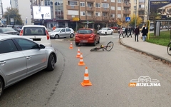 Biciklista TEŠKO POVRIJEĐEN u nezgodi koja se dogodila u Bijeljini (FOTO)