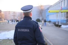 Bijeljina: Pojačano prisustvo policajaca u blizini škola, danas počelo drugo polugodište