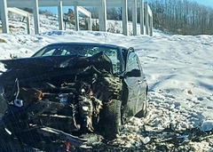 Detalji žestokog sudara na putu Bijeljina - Zvornik: Povrijeđene tri osobe, vozač ima teške povrede (FOTO)