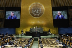 Komšić: Visoki predstavnik usporio napredak BiH prema EU