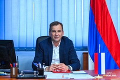 Novogodišnja čestitka načelnika Ugljevika: Sa dobrim mislima i poštenim radom u bolju godinu