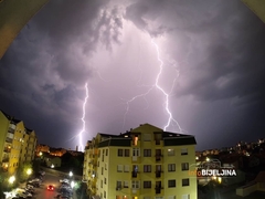 Nevrijeme od 18 časova, udari vjetra jačine preko 80 km/h