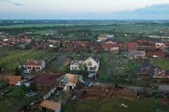 Haotični prizori posljedica tornada u Češkoj snimljeni dronom