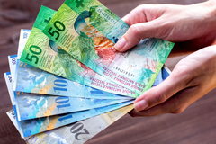 Švajcarac jači od evra: Da li se sada isplati štediti u toj valuti?