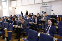 Sjednica Skupštine KS o smjeni Uka: Verbalni obračun Bešlije i Zahiragića