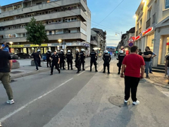 Tenzije u Čačku i Šapcu: Policija razdvojila građane zbog sukoba oko blokada