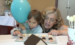 Ukijeve čokolade i plišanci na dar oboljeloj djeci