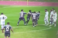 Skandal u Crnoj Gori - saigrači se potukli usred meča!