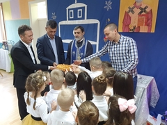 Mališani slave Svetog Nikolu: Ugljevički Dječiji vrtić obilježio krsnu slavu