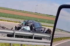 Četvrta žrtva stravične nesreće u Srbiji: Vozač preminuo na putu do bolnice