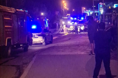 Strahovit sudar u Srbiji: Jedno poginulo, 8 povrijeđenih, većina maloljetna