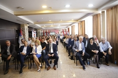 Ljubiša Petrović na sjednici SDS-a predložio sebe za kandidata