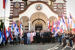 Okupljanjem u hramovima Eparhija zvorničko-tuzlanska obilježila nacionalni praznik